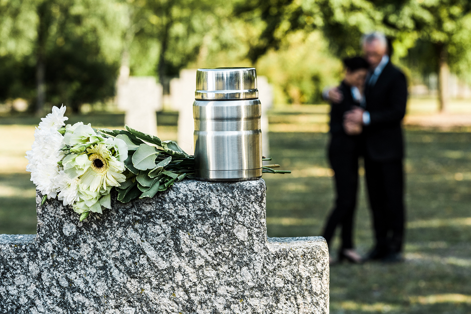 Cost Difference Between Cremation and Burial Explained